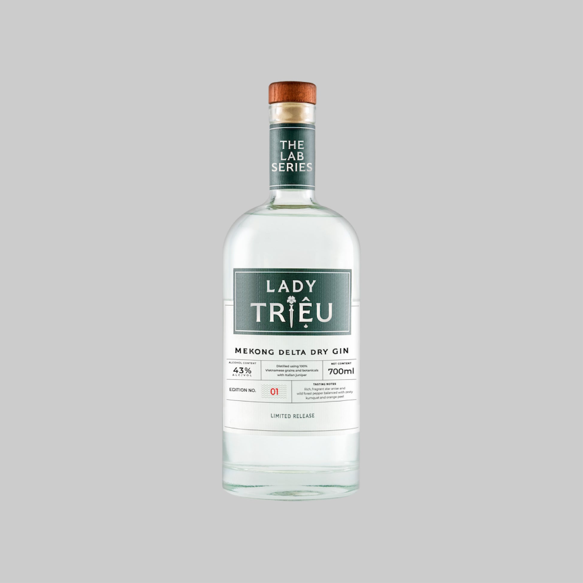 Lady Trieu Mekong Delta Gin 700ml 45.0% | TIME2DRINK