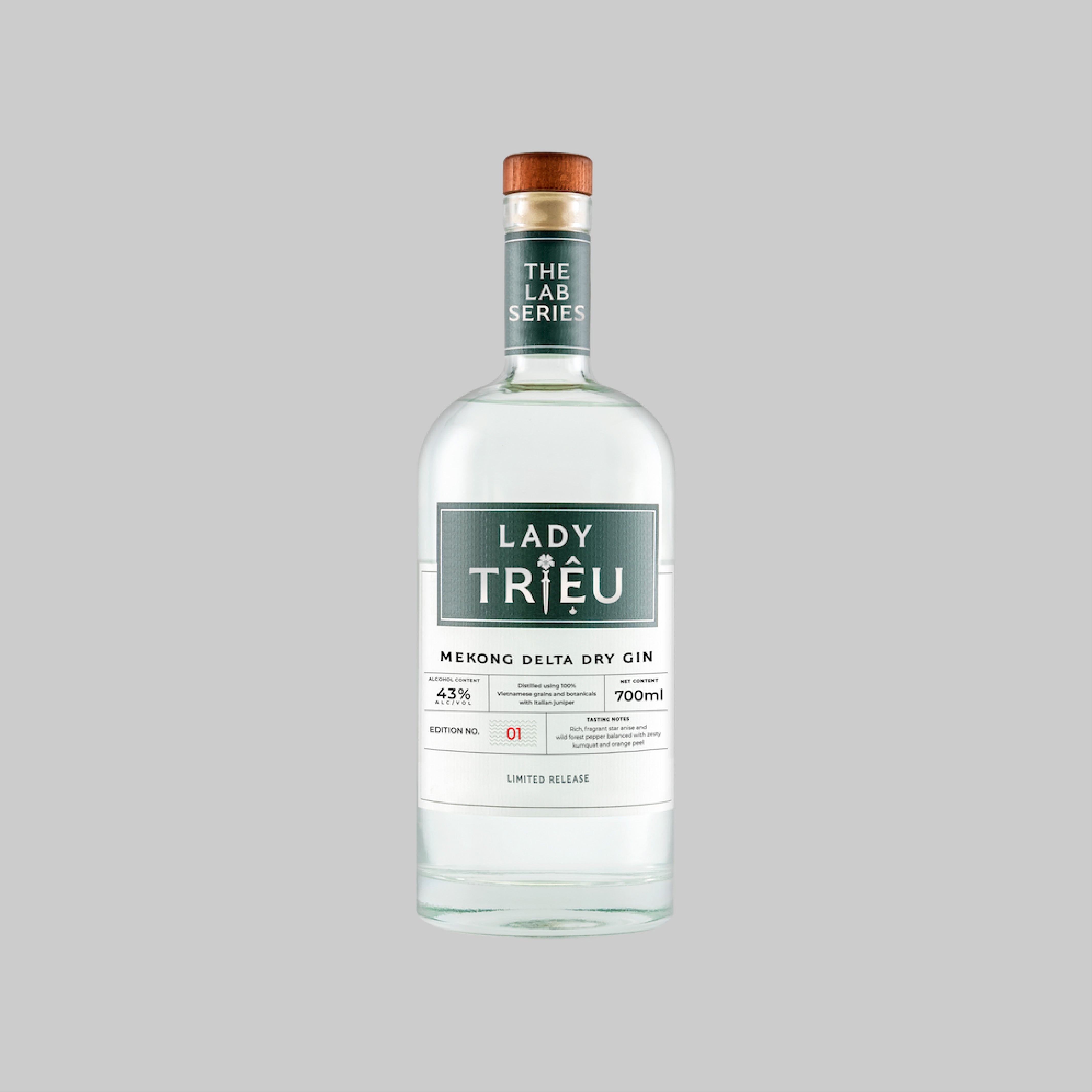 Lady Trieu Mekong Delta Gin 700ml 45.0% | TIME2DRINK